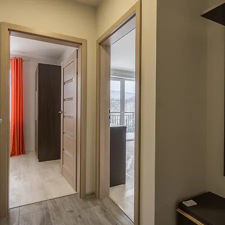 Apartment Mountain View