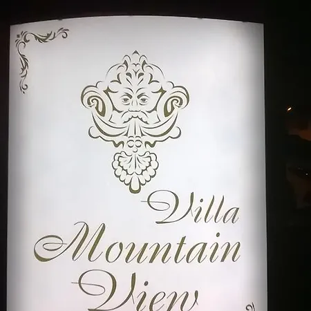 Mountain View Lejlighed *