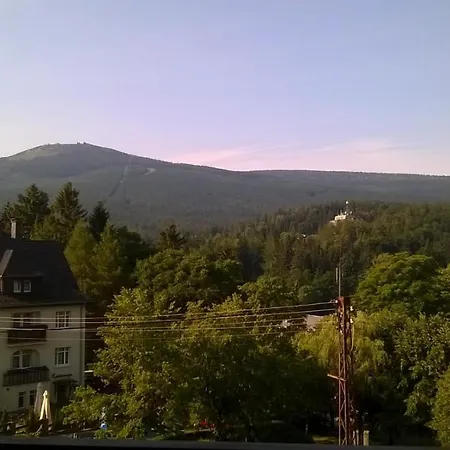 Apartment Mountain View